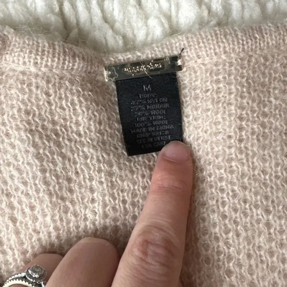 Magaschoni beige mohair